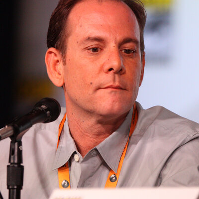 Portrait of Tim Minear
