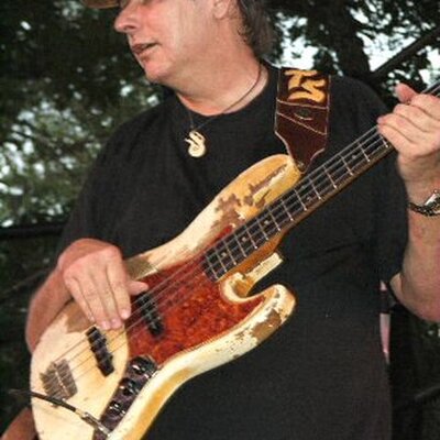 Tommy Shannon