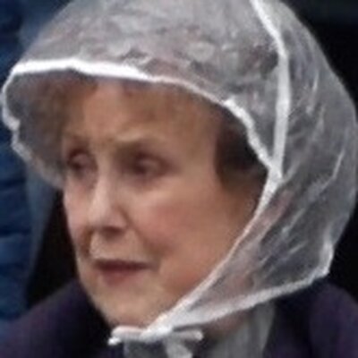Portrait of Una Stubbs