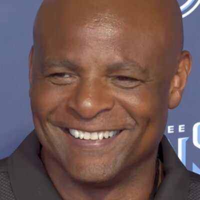 Portrait of Warren Moon