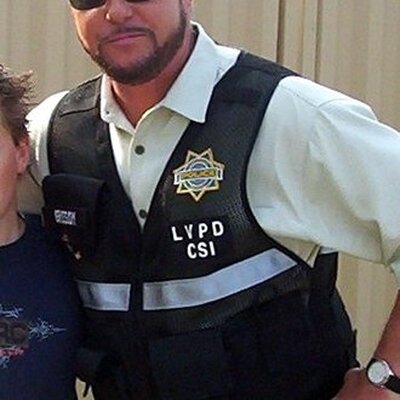 Portrait of William Petersen