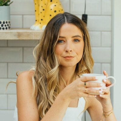 Portrait of Zoe Sugg